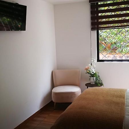 Chapelet Hostal Табабела Екстериор снимка