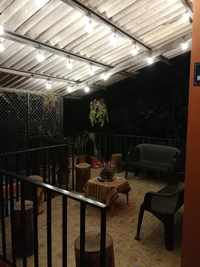 Chapelet Hostal Табабела Екстериор снимка