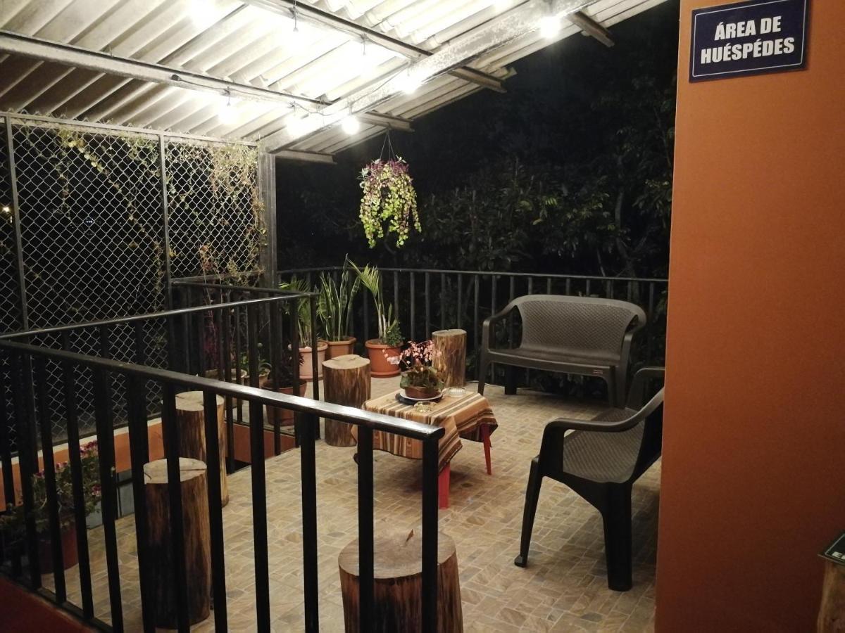 Chapelet Hostal Табабела Екстериор снимка