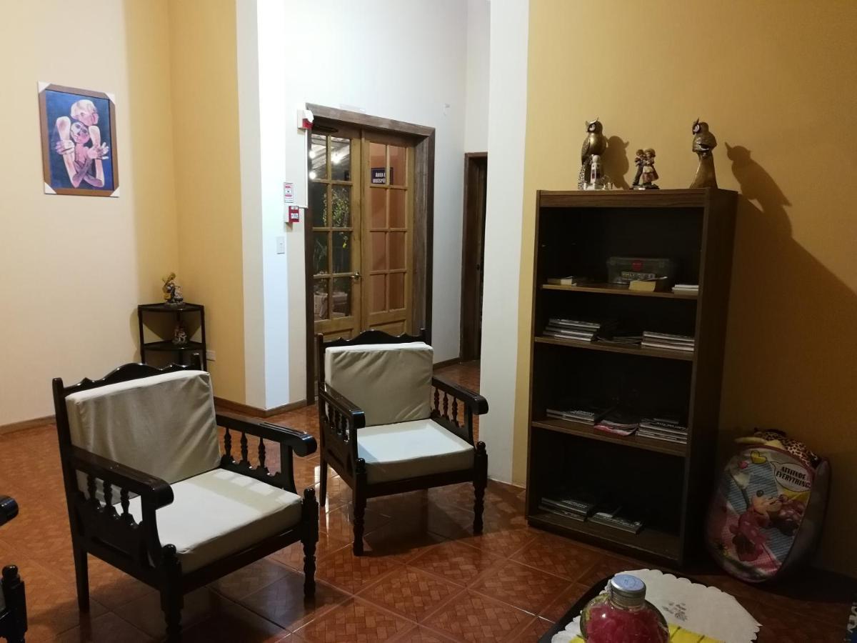 Chapelet Hostal Табабела Екстериор снимка