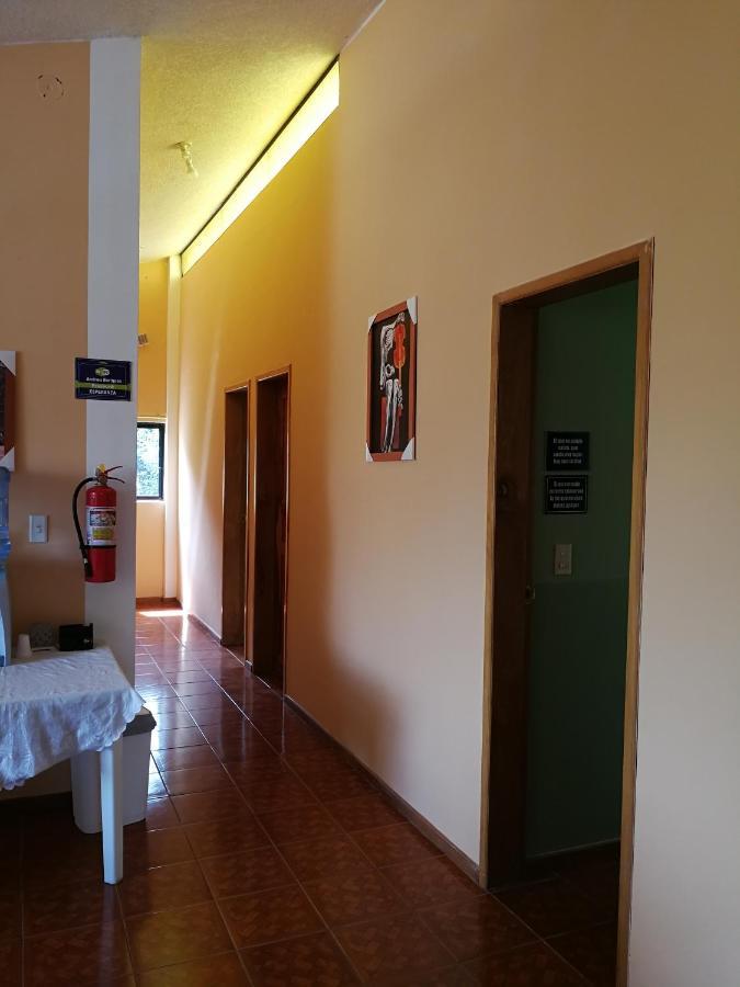Chapelet Hostal Табабела Екстериор снимка