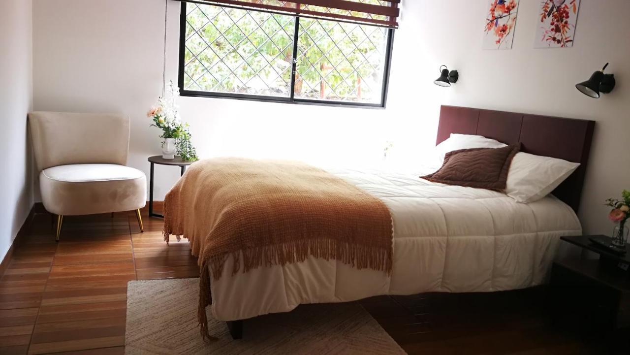 Chapelet Hostal Табабела Екстериор снимка