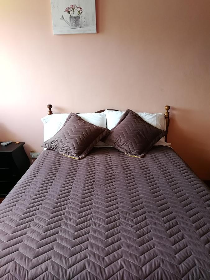 Chapelet Hostal Табабела Екстериор снимка
