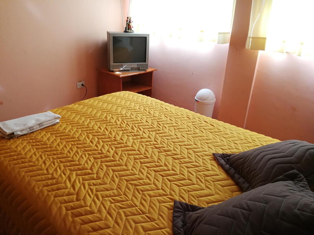 Chapelet Hostal Табабела Екстериор снимка