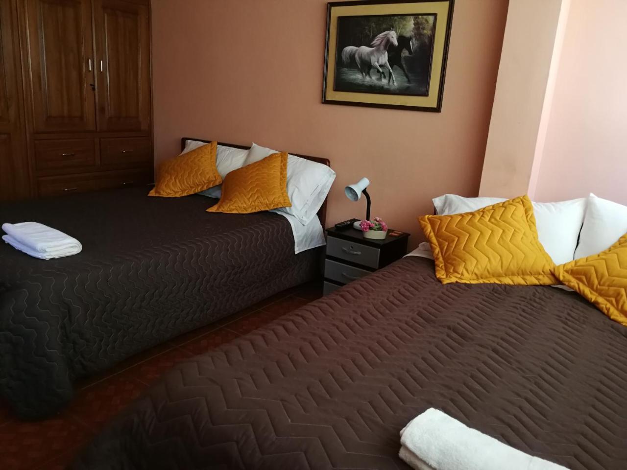 Chapelet Hostal Табабела Екстериор снимка