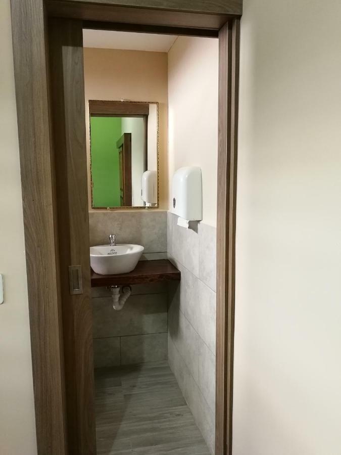 Chapelet Hostal Табабела Екстериор снимка