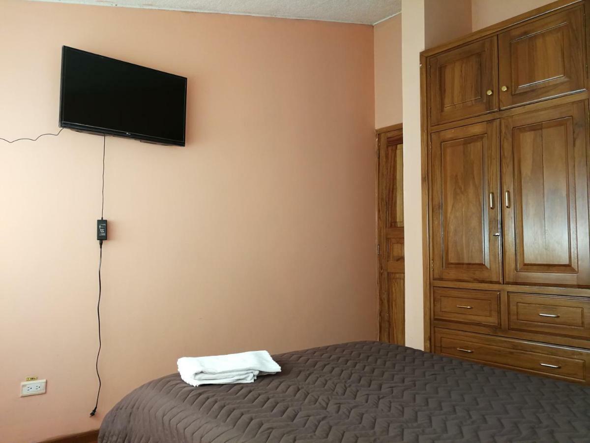 Chapelet Hostal Табабела Екстериор снимка